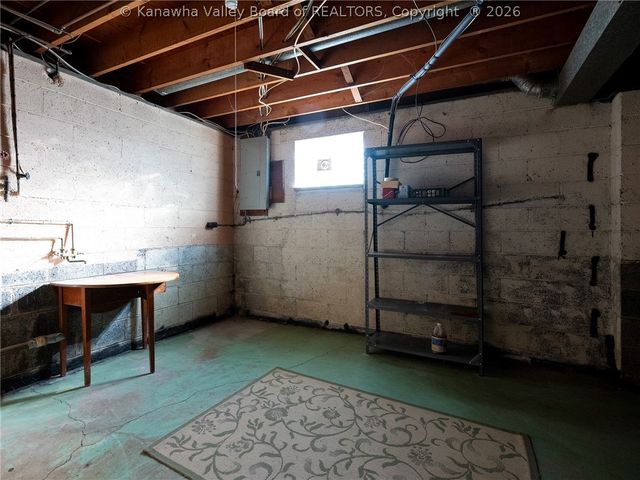 1817 Huber Road, Charleston, WV 25314