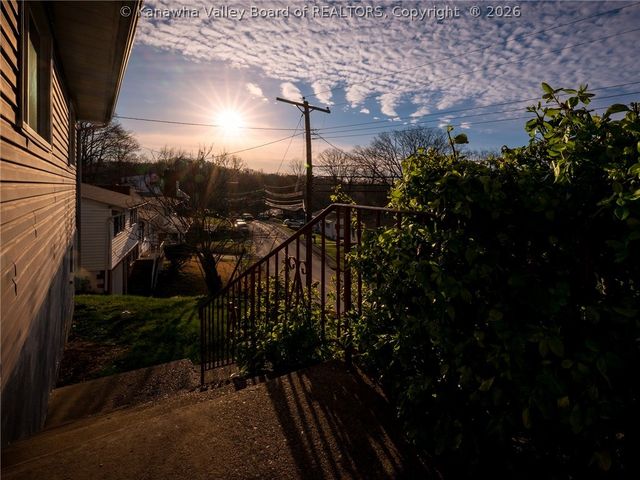 1817 Huber Road, Charleston, WV 25314