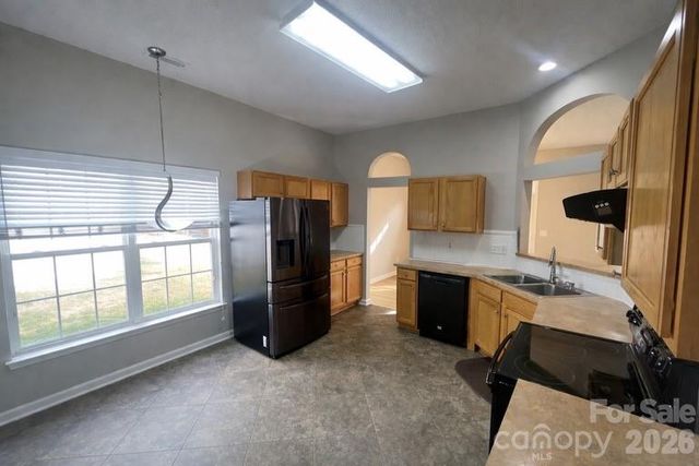 5895 Brookstone Drive NW, Concord, NC 28027