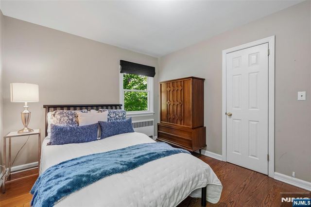 378 Van Beekum Place, Wyckoff, NJ 07481