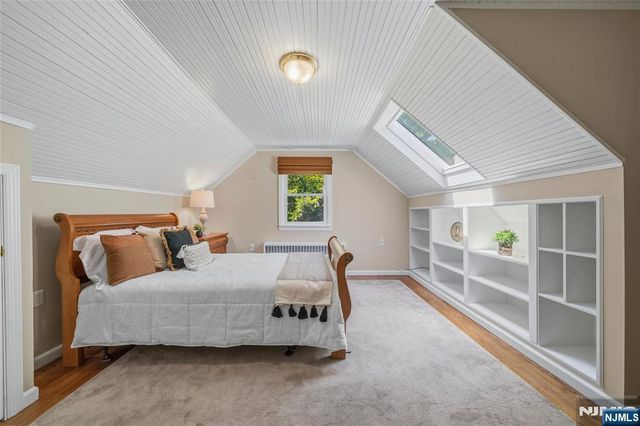 378 Van Beekum Place, Wyckoff, NJ 07481