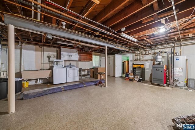 378 Van Beekum Place, Wyckoff, NJ 07481