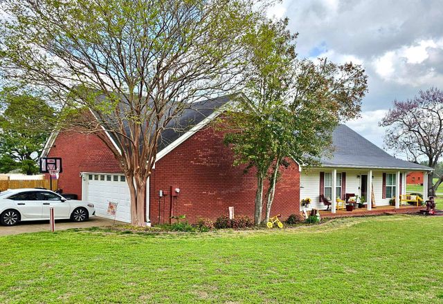 905 GOLF DR, Saulsbury, TN 38067