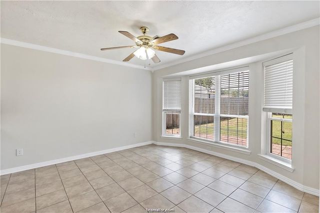 3704 Eastshire Court, Bryan, TX 77802