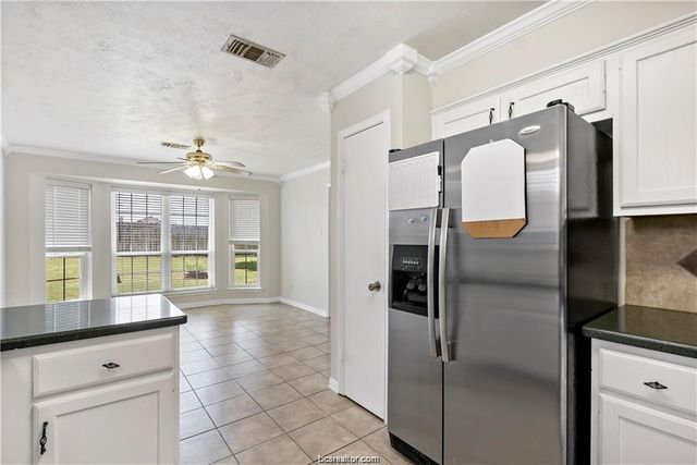 3704 Eastshire Court, Bryan, TX 77802