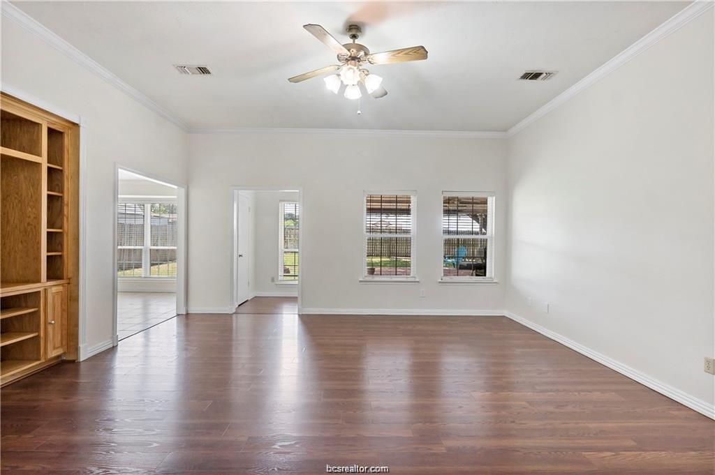 3704 Eastshire Court, Bryan, TX 77802 — photo 5