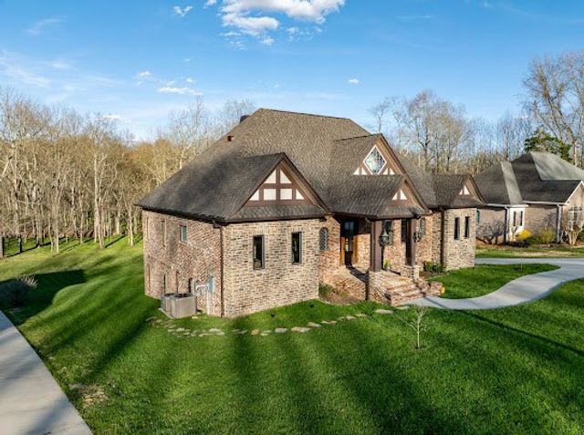 116 Creeks Crossing Ct, Mcminnville, TN 37110
