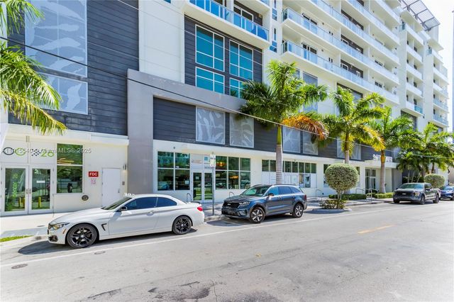 321 NE 26th St CU-04, Miami, FL 33137