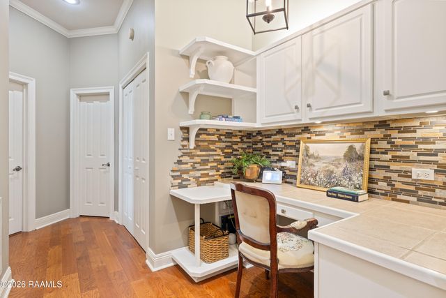 102 Lighthouse Point Circle, Youngsville, LA 70592