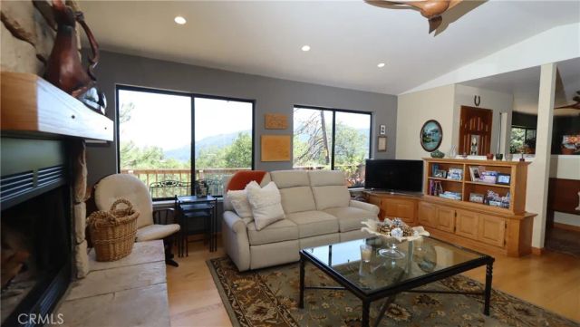 9714 St Helena, Cobb, CA 95426