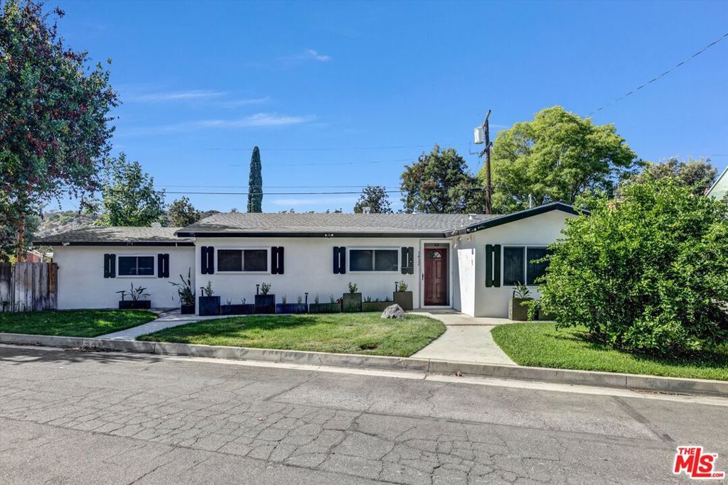 1412 Lake Street, Glendale, CA 91201 — exterior