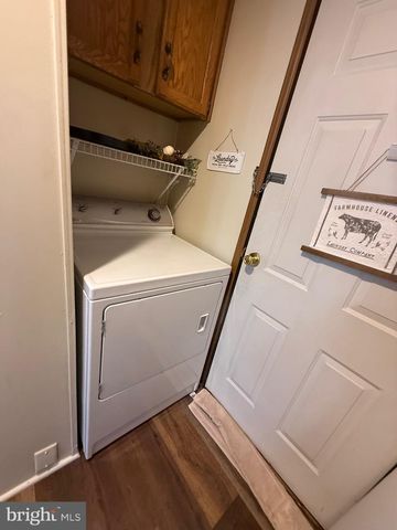 12 SKYVIEW DR, Hershey, PA 17033