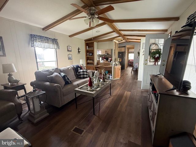 12 SKYVIEW DR, Hershey, PA 17033