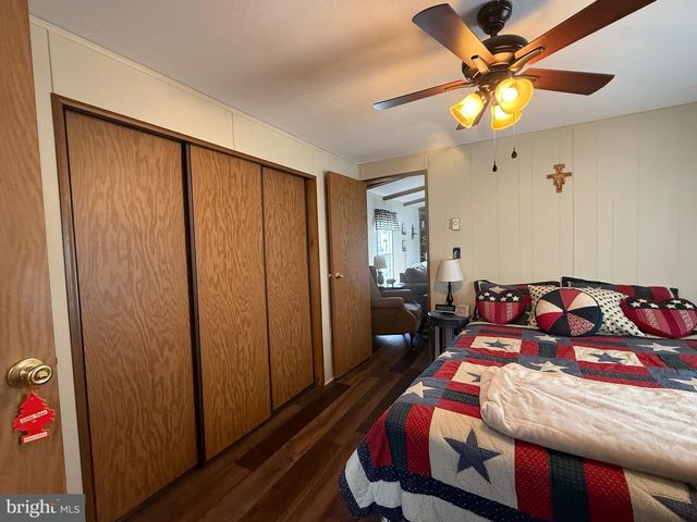 12 SKYVIEW DR, Hershey, PA 17033