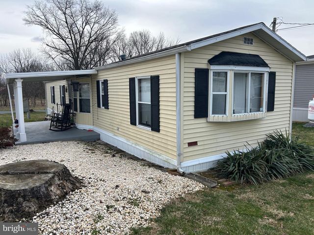 12 SKYVIEW DR, Hershey, PA 17033