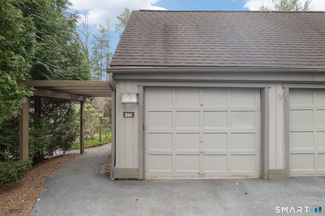 261 Heritage Village E, Southbury, CT 06488