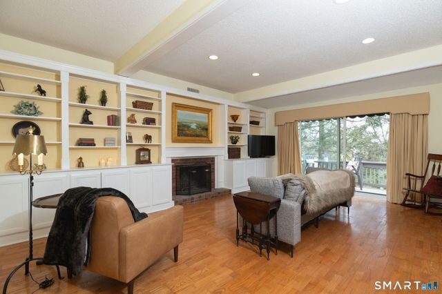 261 Heritage Village E, Southbury, CT 06488