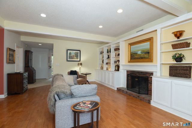 261 Heritage Village E, Southbury, CT 06488