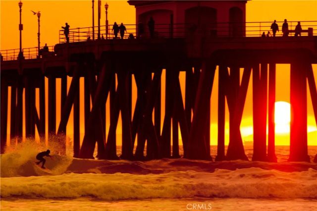 20981 Coastview Lane, Huntington Beach, CA 92648