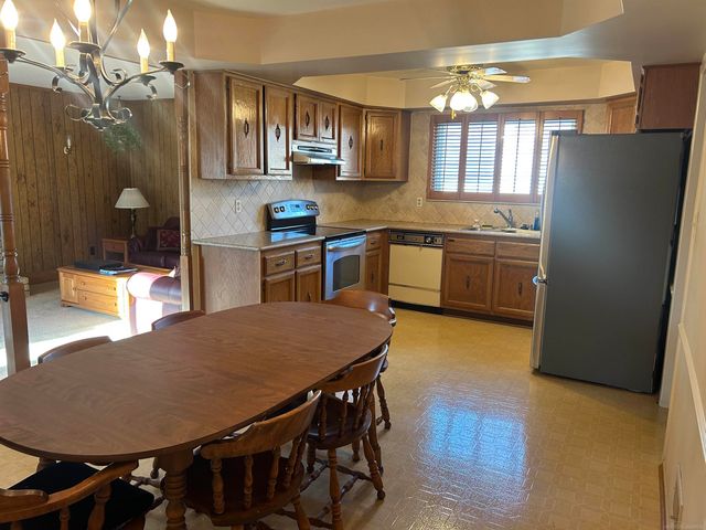 17720 Barry Street, Clinton Township, MI 48038