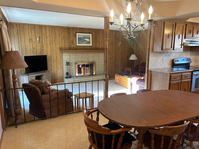 17720 Barry Street, Clinton Township, MI 48038