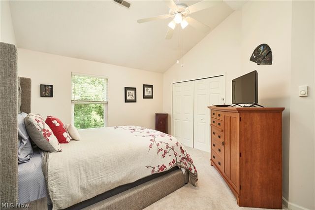 251 Westberry Circle, Tallmadge, OH 44278