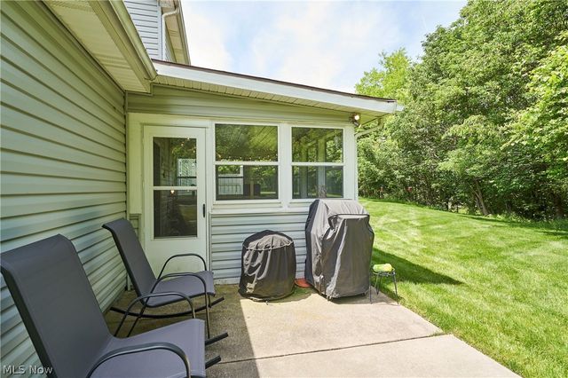 251 Westberry Circle, Tallmadge, OH 44278