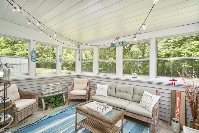 251 Westberry Circle, Tallmadge, OH 44278