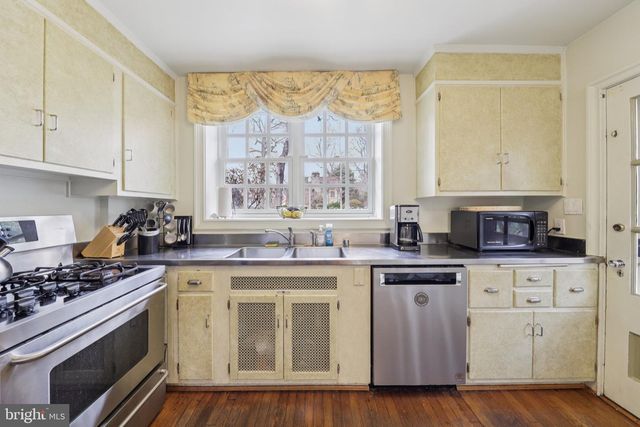 4968 QUEBEC ST NW, Washington, DC 20016