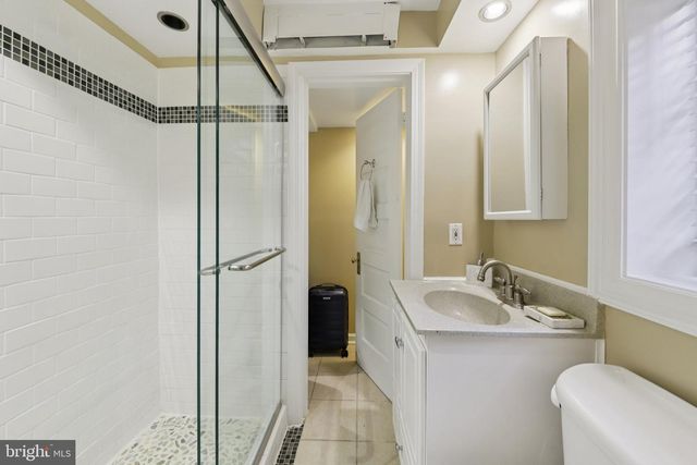 4968 QUEBEC ST NW, Washington, DC 20016