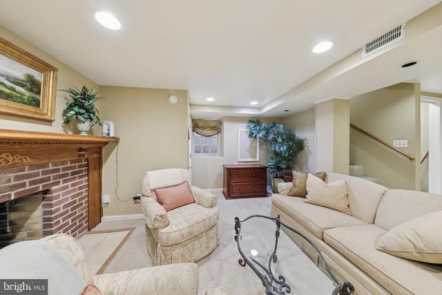 4968 QUEBEC ST NW, Washington, DC 20016