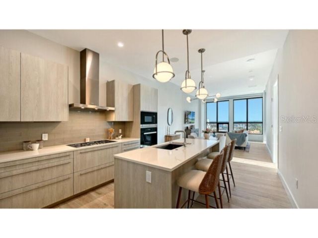 33 S PALM AVENUE 904, Sarasota, FL 34236