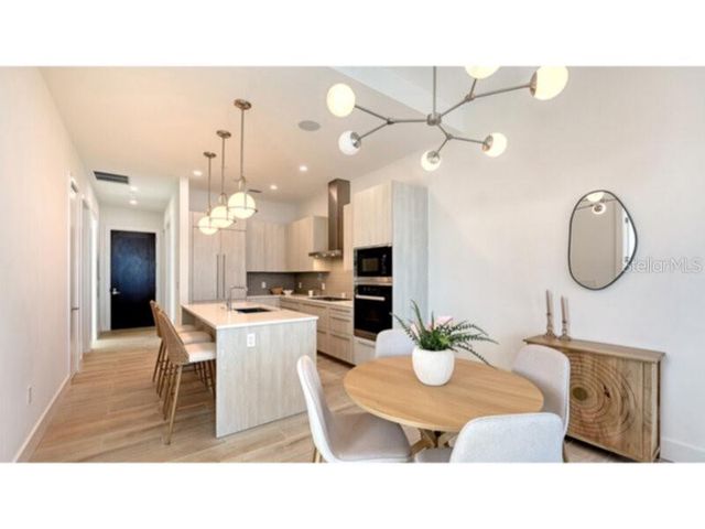 33 S PALM AVENUE 904, Sarasota, FL 34236