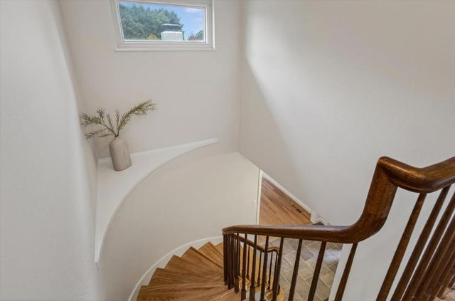 2740 Ramos Court, Mountain View, CA 94040