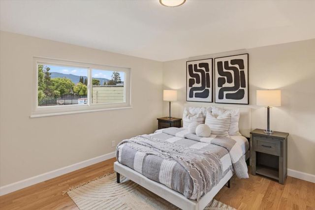 2740 Ramos Court, Mountain View, CA 94040