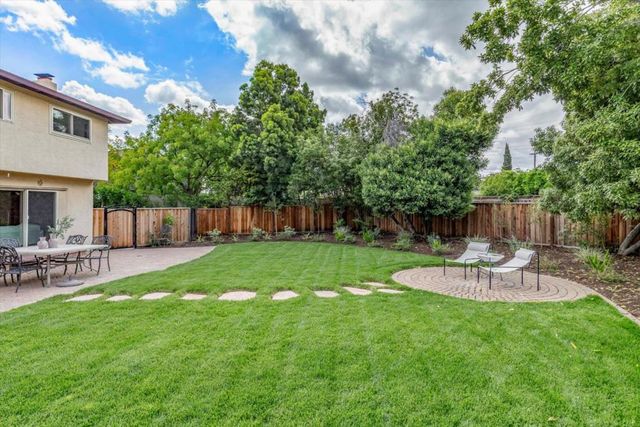 2740 Ramos Court, Mountain View, CA 94040