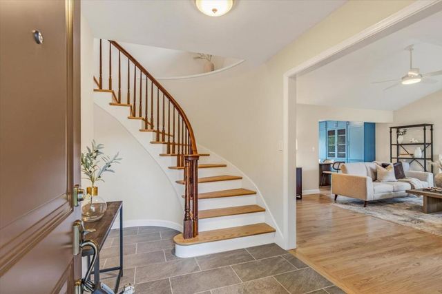 2740 Ramos Court, Mountain View, CA 94040