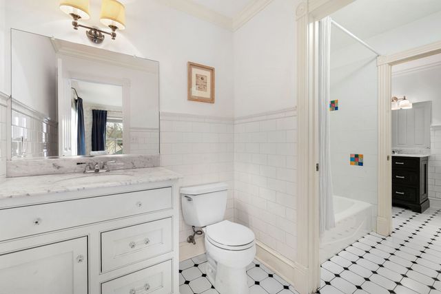 146 Franklin Street, Geneva, IL 60134