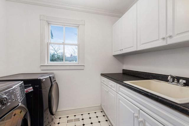 146 Franklin Street, Geneva, IL 60134