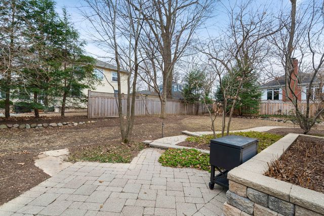 146 Franklin Street, Geneva, IL 60134