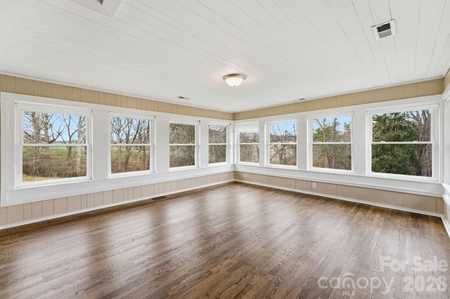 3920 Bryson City Road, Franklin, NC 28734