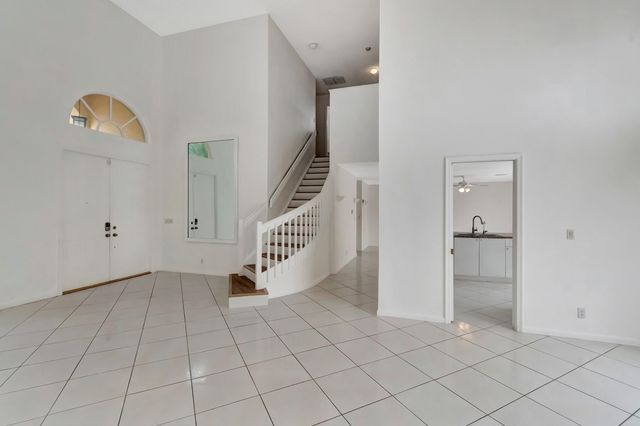 8895 Sonoma Lake Boulevard, Boca Raton, FL 33434