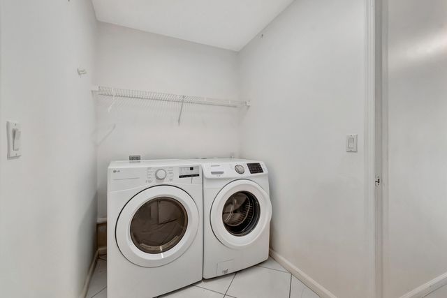 8895 Sonoma Lake Boulevard, Boca Raton, FL 33434