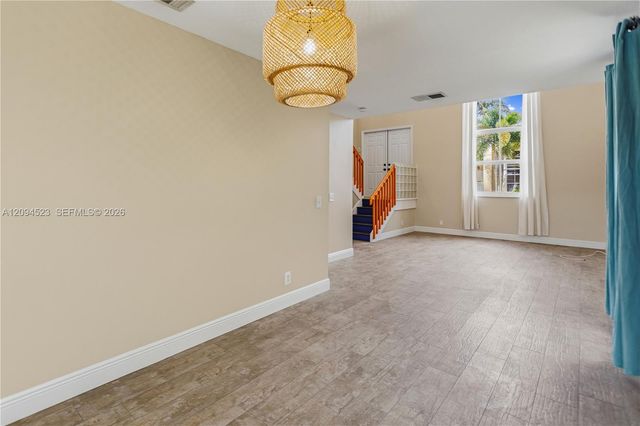 7504 Viscaya Circle, Margate, FL 33063