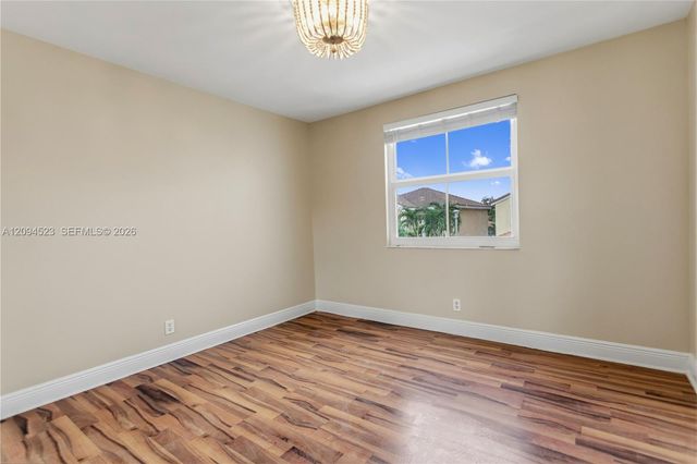 7504 Viscaya Circle, Margate, FL 33063