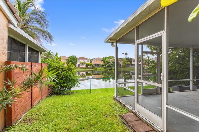 7504 Viscaya Circle, Margate, FL 33063