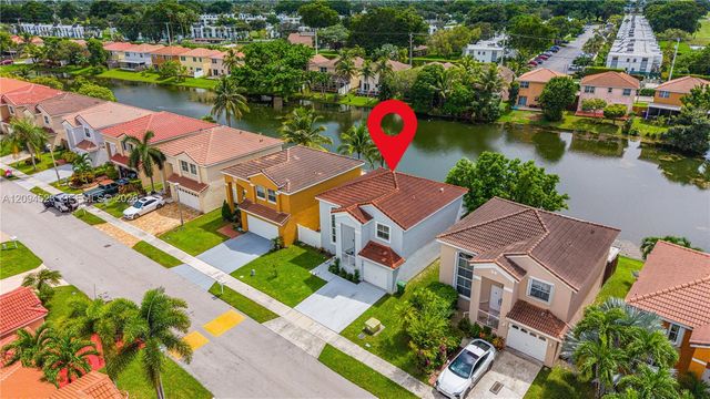 7504 Viscaya Circle, Margate, FL 33063