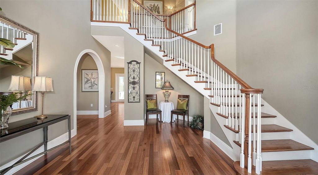 Image 15 of property listing at 925 BAYSHORE DRIVE, Terra Ceia, FL 34250