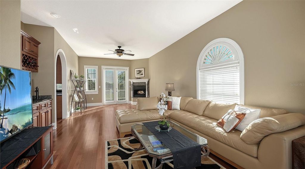 Image 22 of property listing at 925 BAYSHORE DRIVE, Terra Ceia, FL 34250