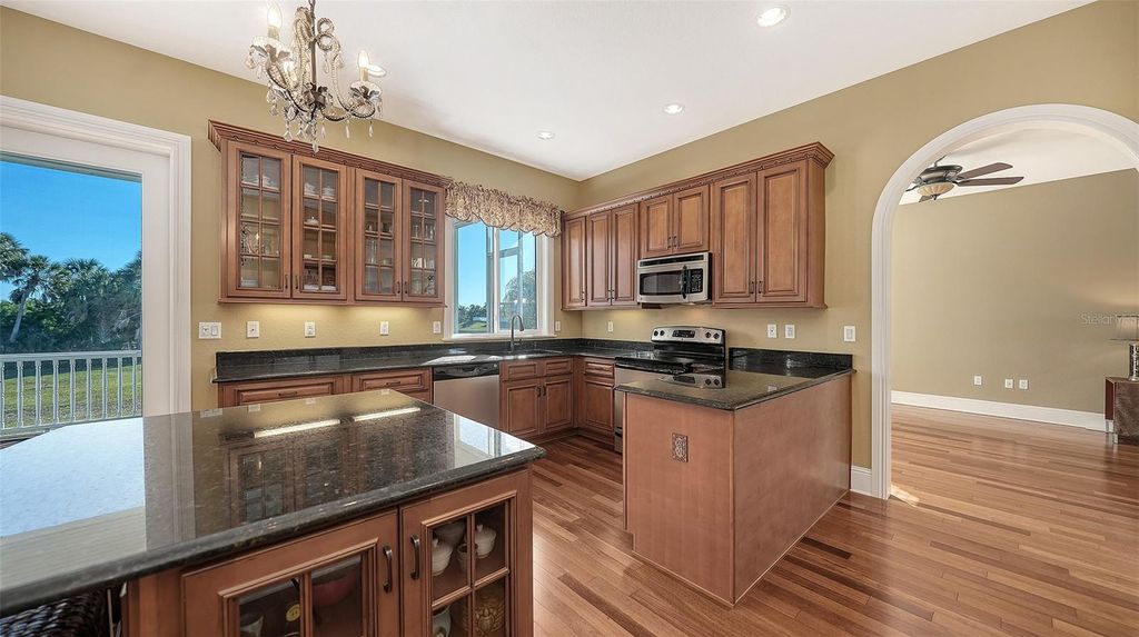 Image 29 of property listing at 925 BAYSHORE DRIVE, Terra Ceia, FL 34250